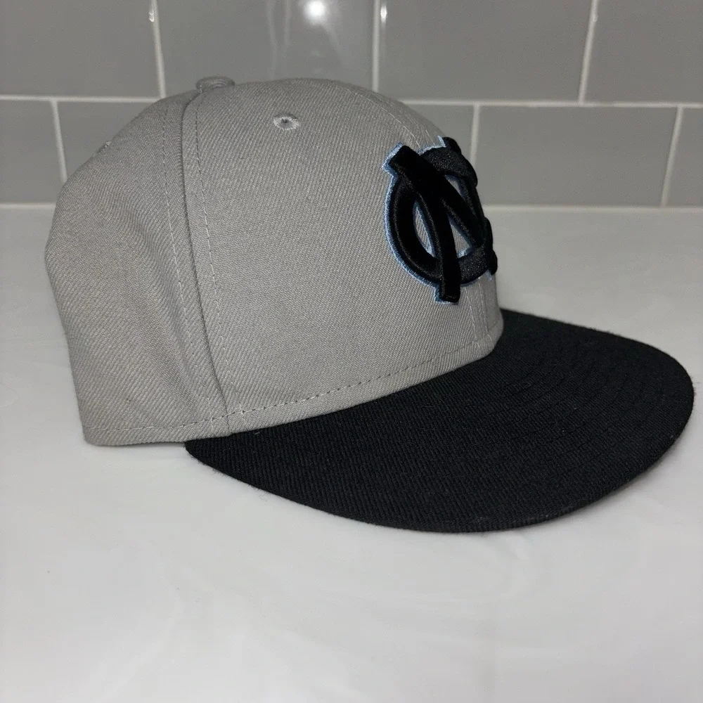 North Carolina Tar Heels UNC Fitted Hat 7 3/8 Cap Gray New Era 59Fifty